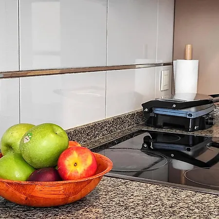 Manuela Nogales Apartments! * مالقة